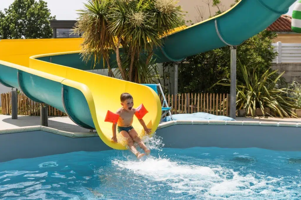 Le Parc de la Greve TOBOGGAN 5 07.06.01